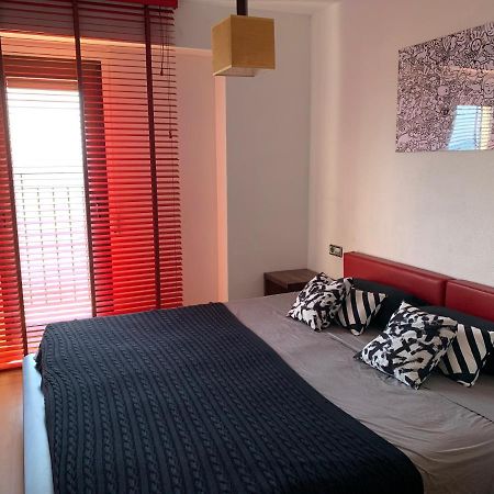 Apartamento Portsaplaya Lägenhet Valencia Exteriör bild